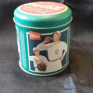Coca Cola vintage metal box